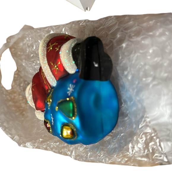 GKI Bethlehem Glass Christmas Ornament - Santa with Green Toy Bag - Picture 4 of 10